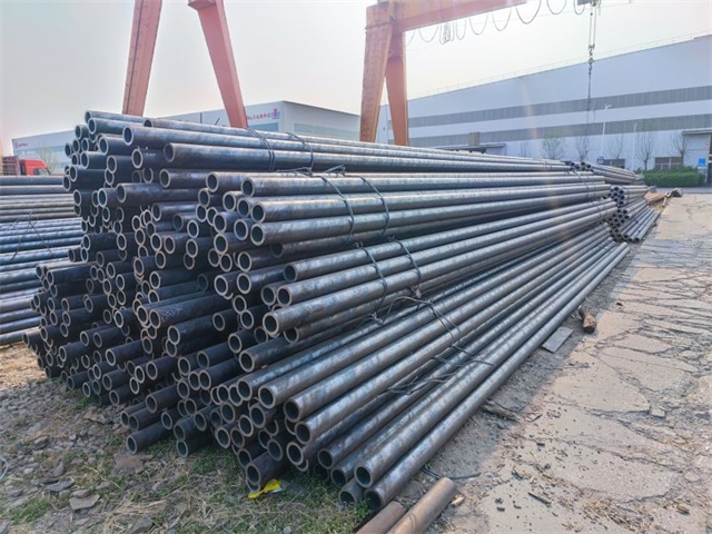 热轧冷拔 45#六枝特小口径六枝特六枝特无缝钢管 规格齐全 热轧冷拔 45#六枝特小口径六枝特六枝特无缝钢管 规格齐全